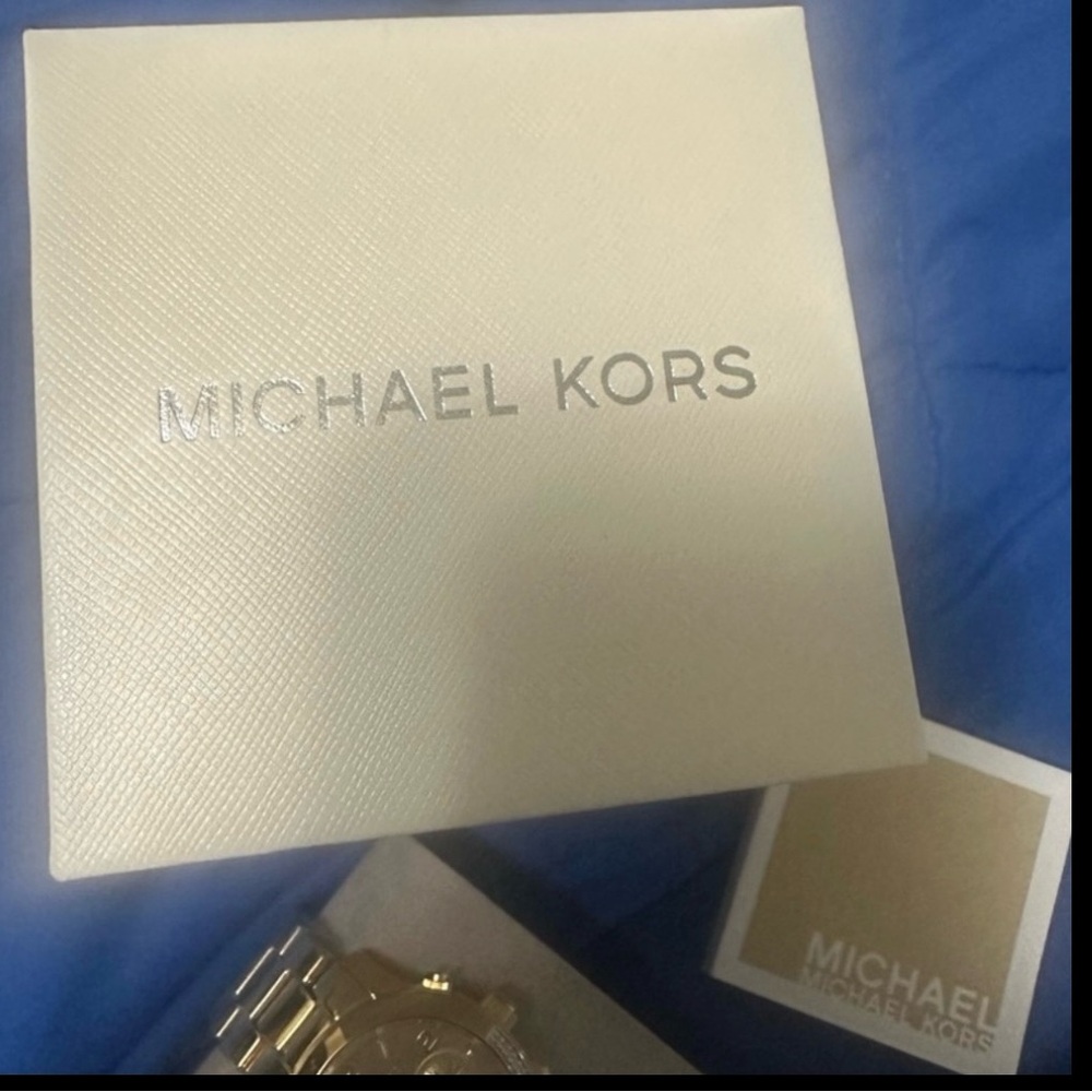 BRAND NEW MICHAEL KORS TWO TONE PAVE RUNWAY WATCH - Picture 3 of 6
